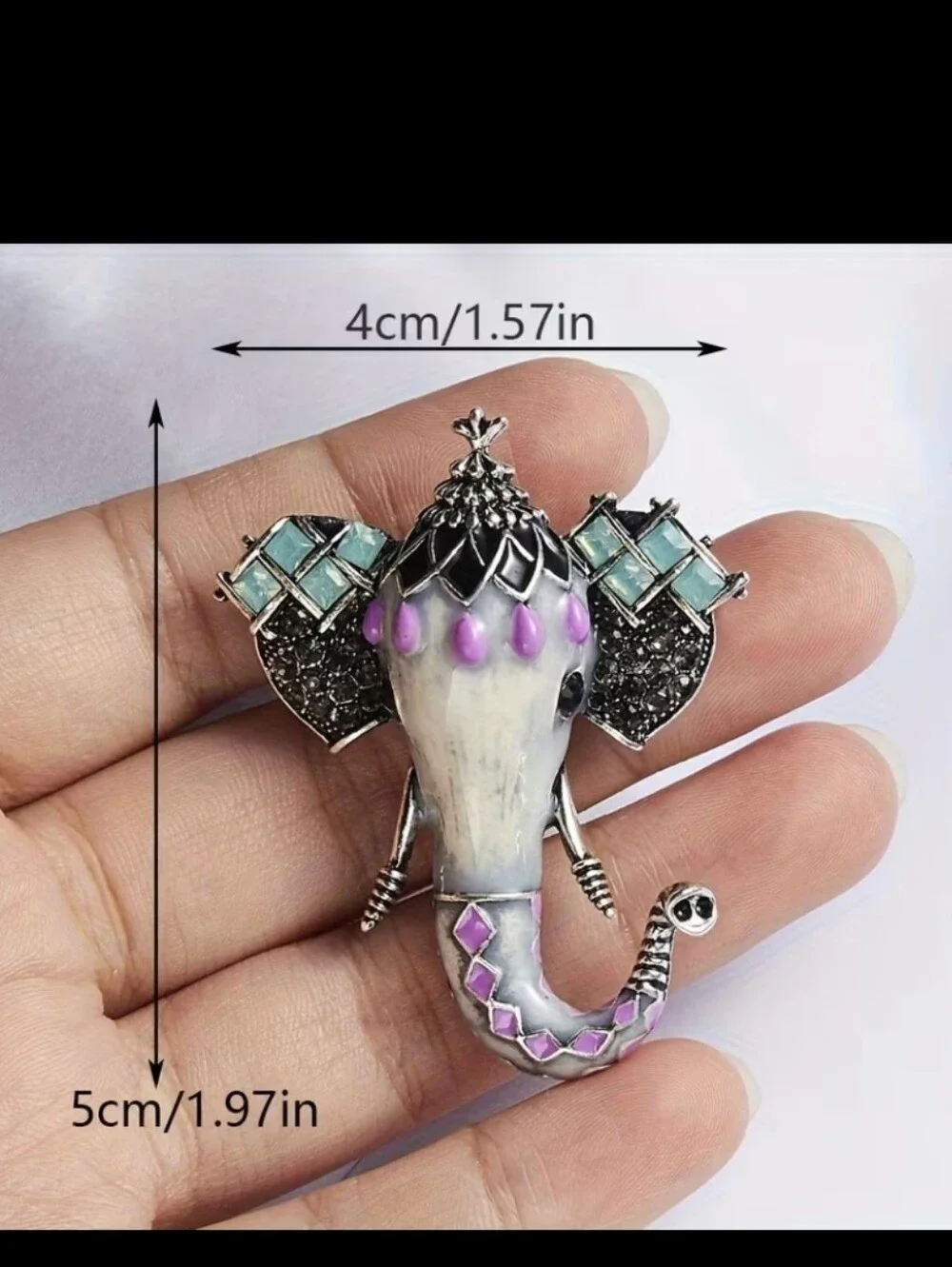 Beautiful Elephant Brooch NEW
